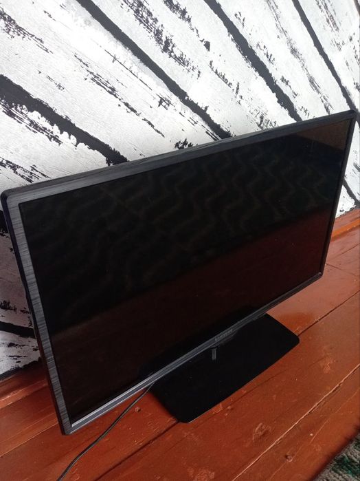 Televizor 32 lik 700.000 sum