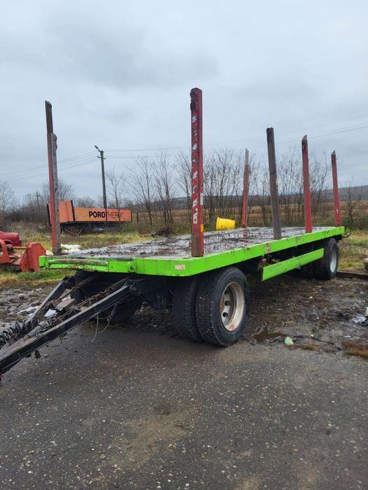 Vand remorca forestiera