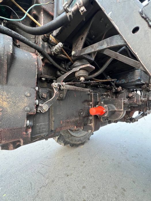 Belarus 80 traktor zavodi