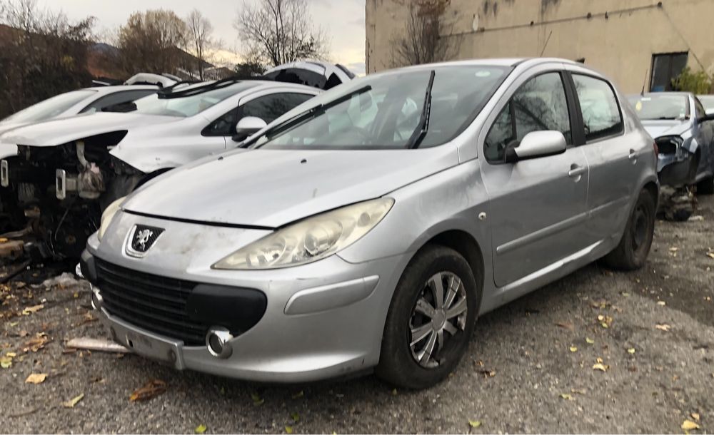 Peugeot 307 facelift 1.4 88 к с на части