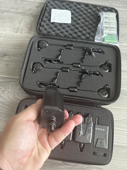 SET Avertizori 4+1 WindBlade T1-W  + 4 Swingeri cu Penar