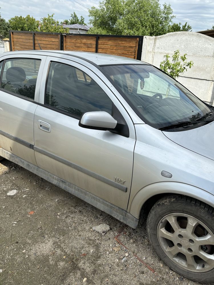 Opel astra g 1.6 8v.