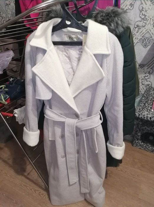 Продам пальто отличного качества.