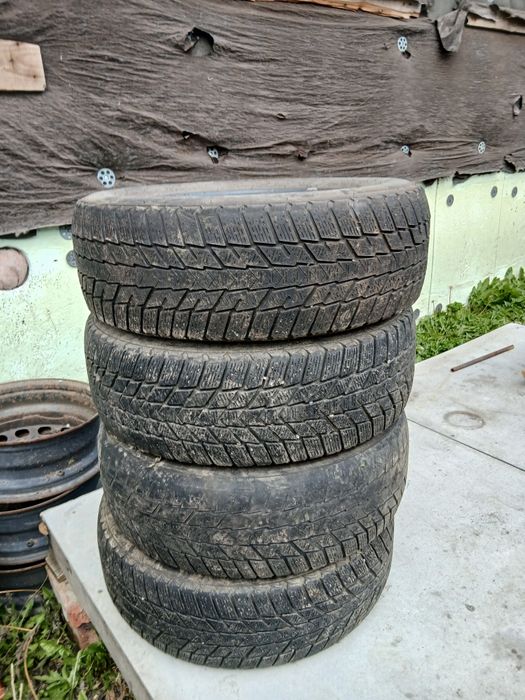 Продам 205/65/R15