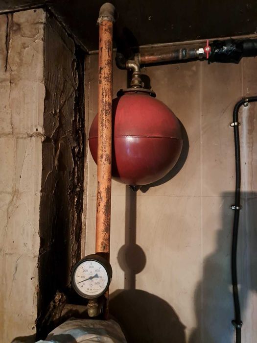 Чугунен котел на дърва и въглища