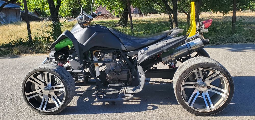 Vand Atv 250cc stare perfecta