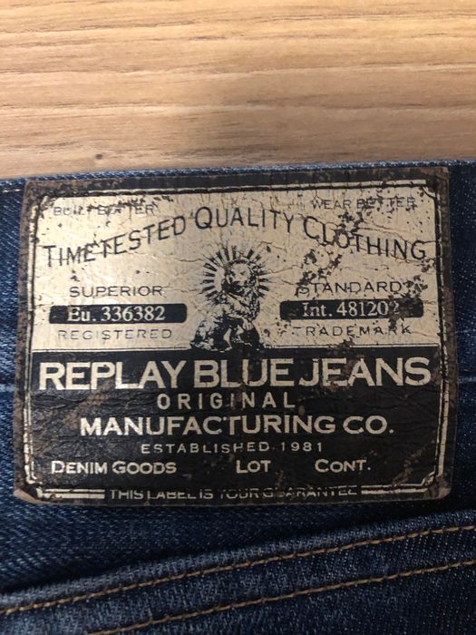 REPLAY -FC BARCELONA , blugi in stare impecabila pentru barbati