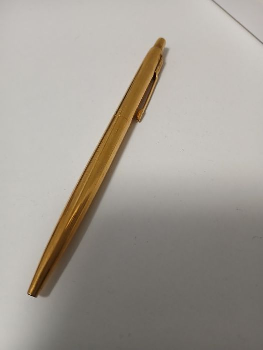 Vand pix Parker placat