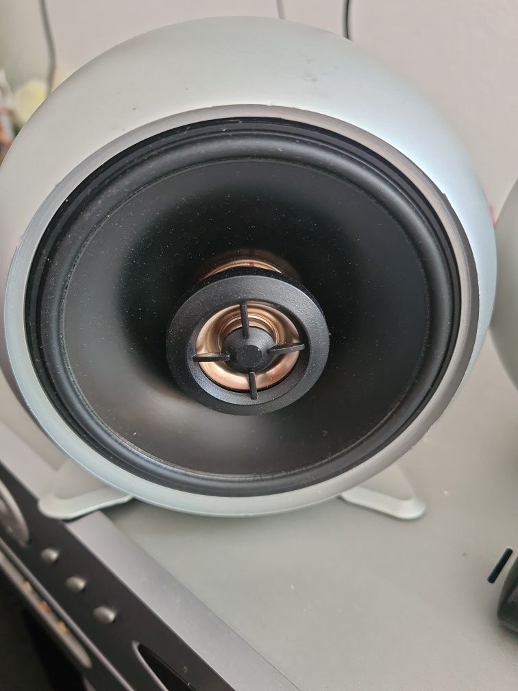 Amplificator nad Subwoofer sateliți cabasse