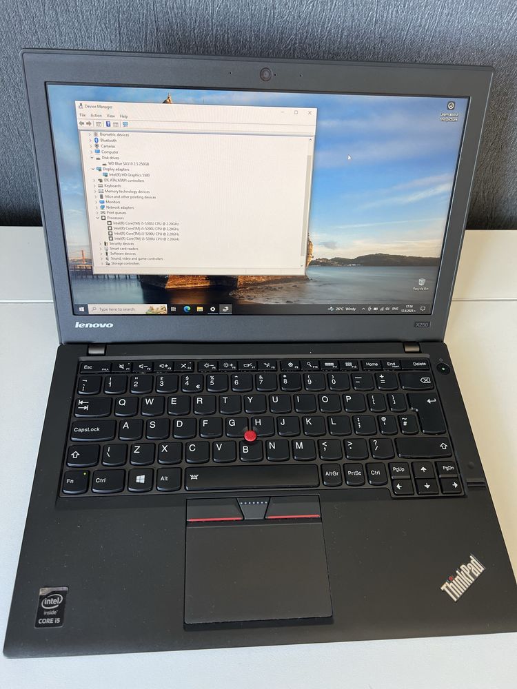 Lenovo thinkpad x250,intel i5,8gb ram