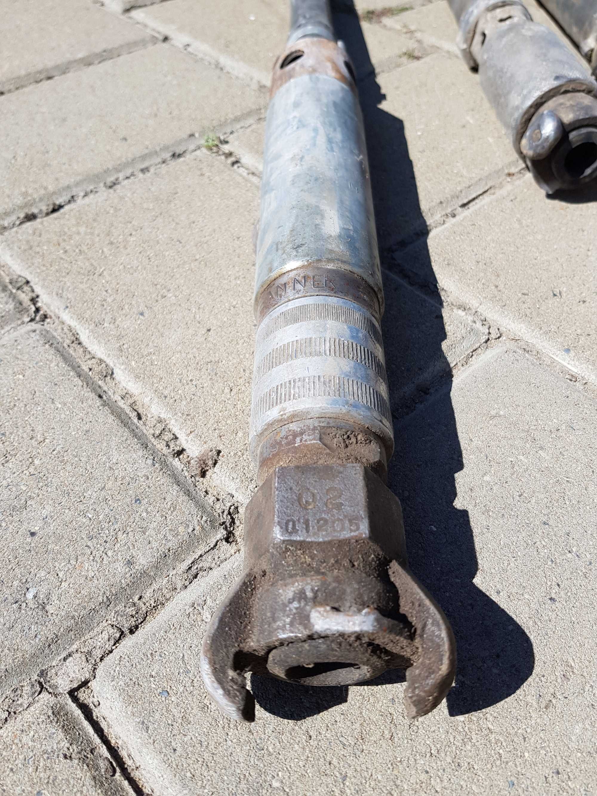 Vibrator beton pneumatic