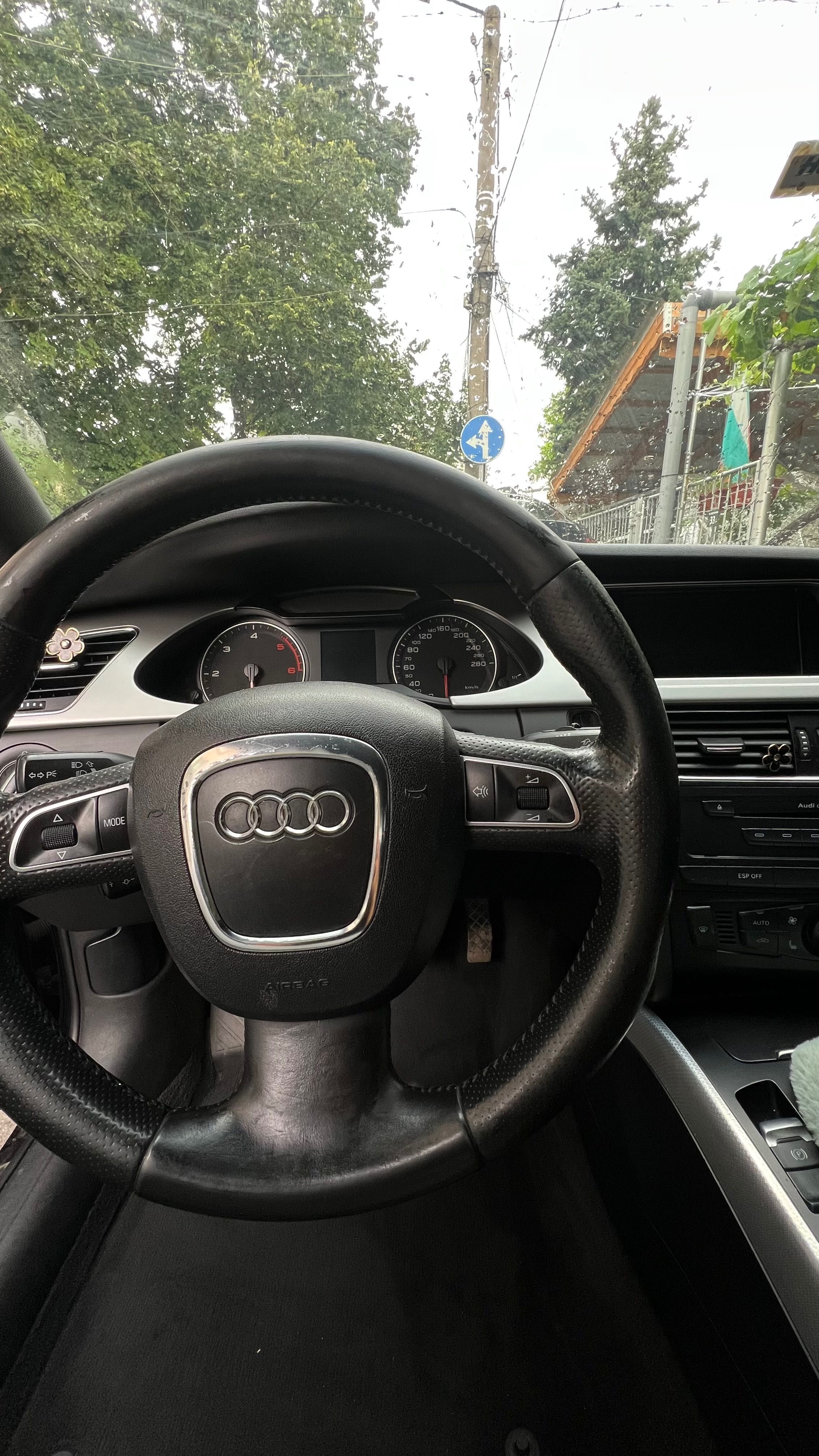 Audi A4 B8 2009г.