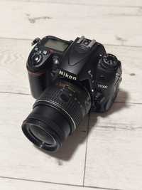 Nikon D7000 + 18-55