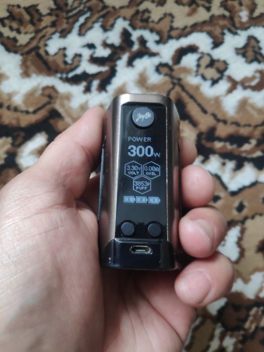 Продам две игрушки