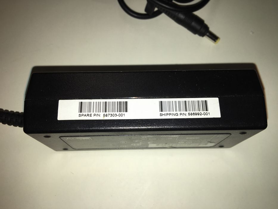 Adaptor incarcator pentru laptop HP 19V 3,42A 65W model 586992-001