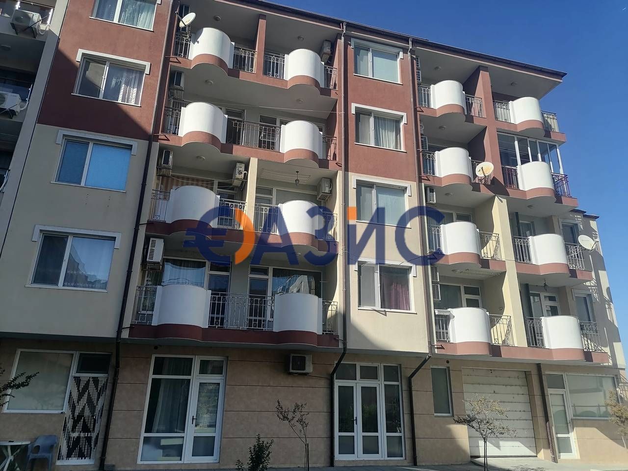 Продава се Едностаен апартамент в Поморие - 34 кв.м за 1118 €/кв.м - Снимка #10