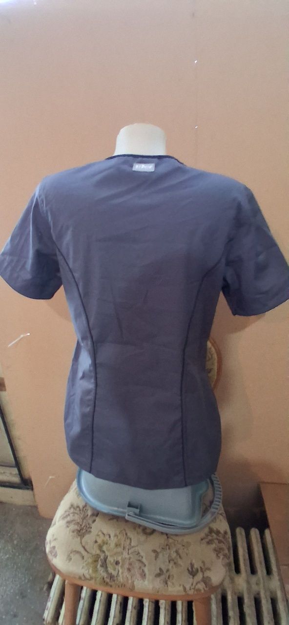 Halat medical pentru femei de la Prexis mărimea s