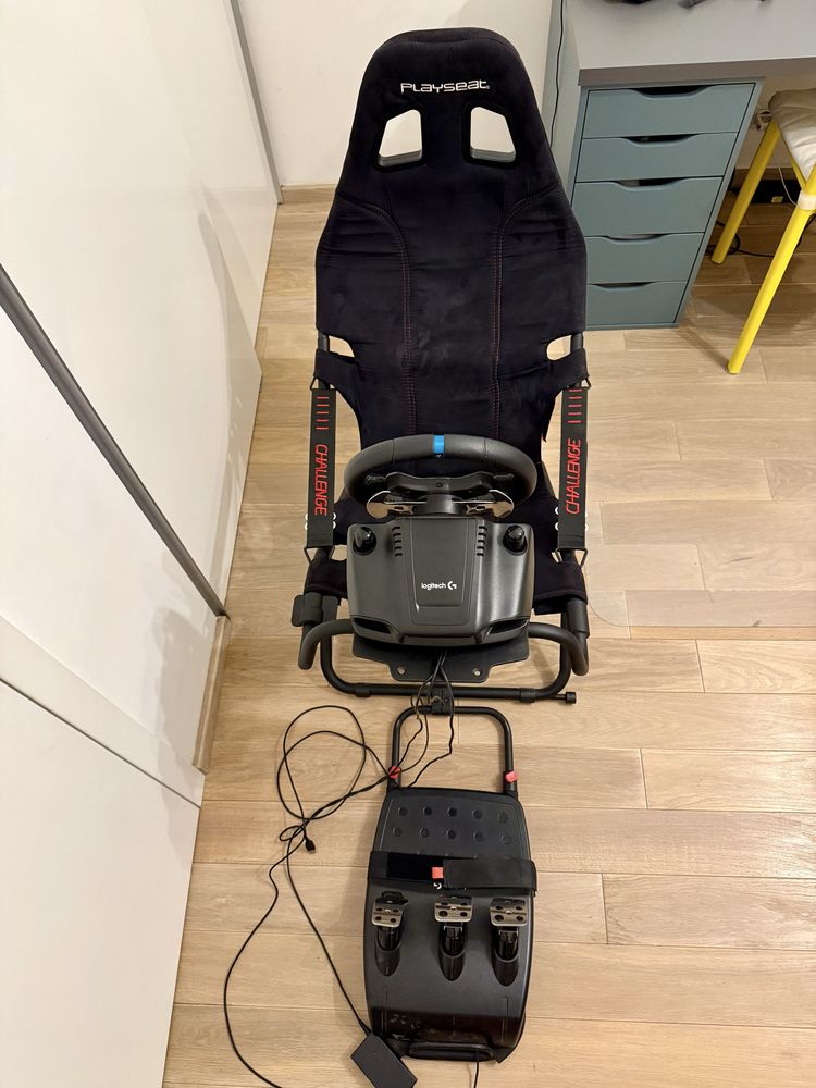Волан с педали Logitech G29 + Playseat Challenge Actifit