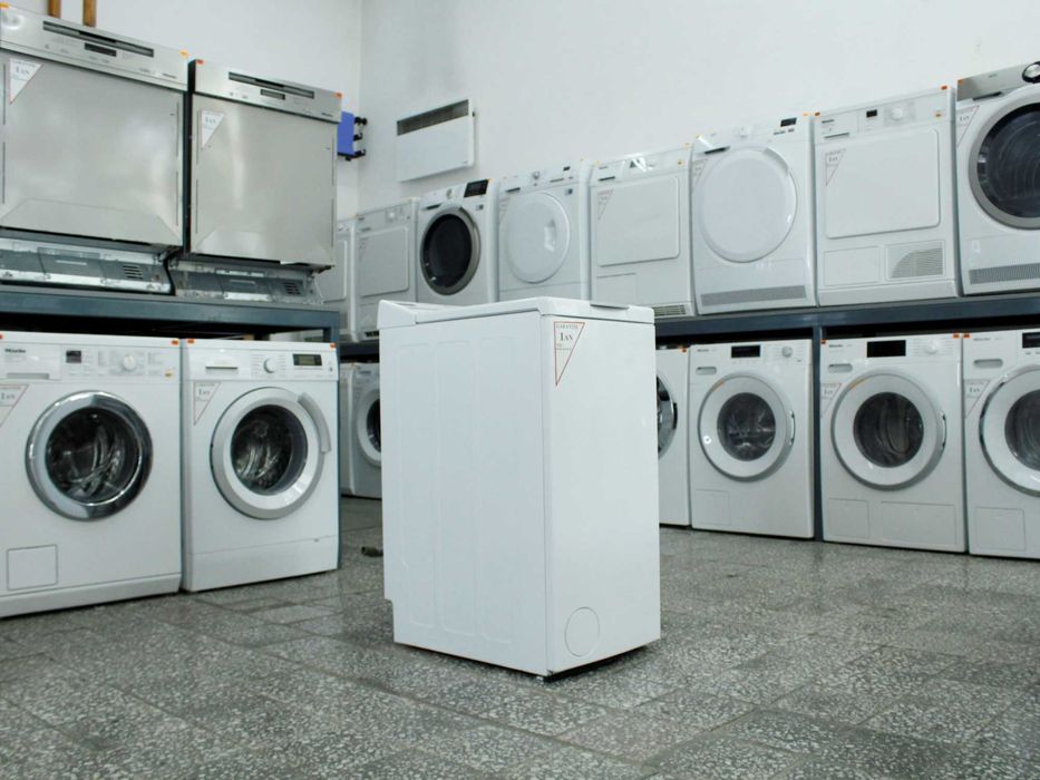 Mașina de spălat rufe verticala  Aeg Peotex