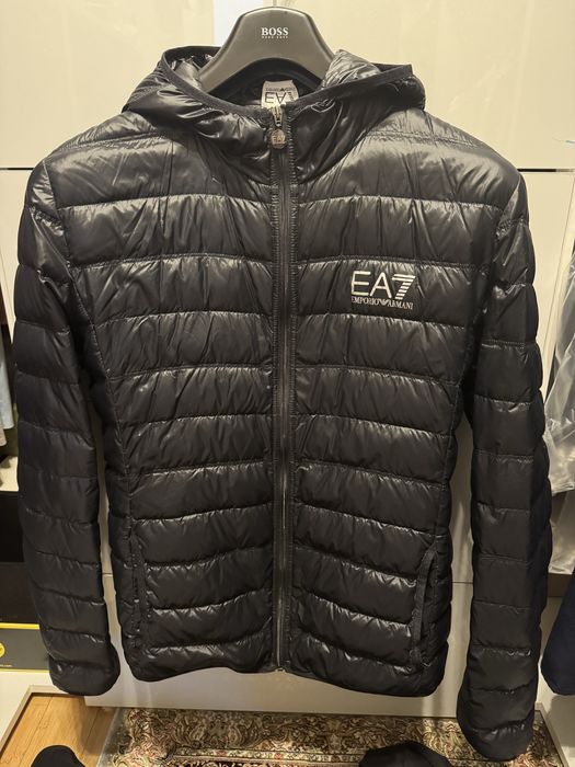 vand geaca  barbati tip fas cu puf L/Xl EA7 armani