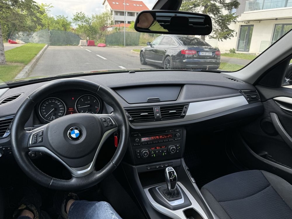 Bmw x 1   x-drive automatic