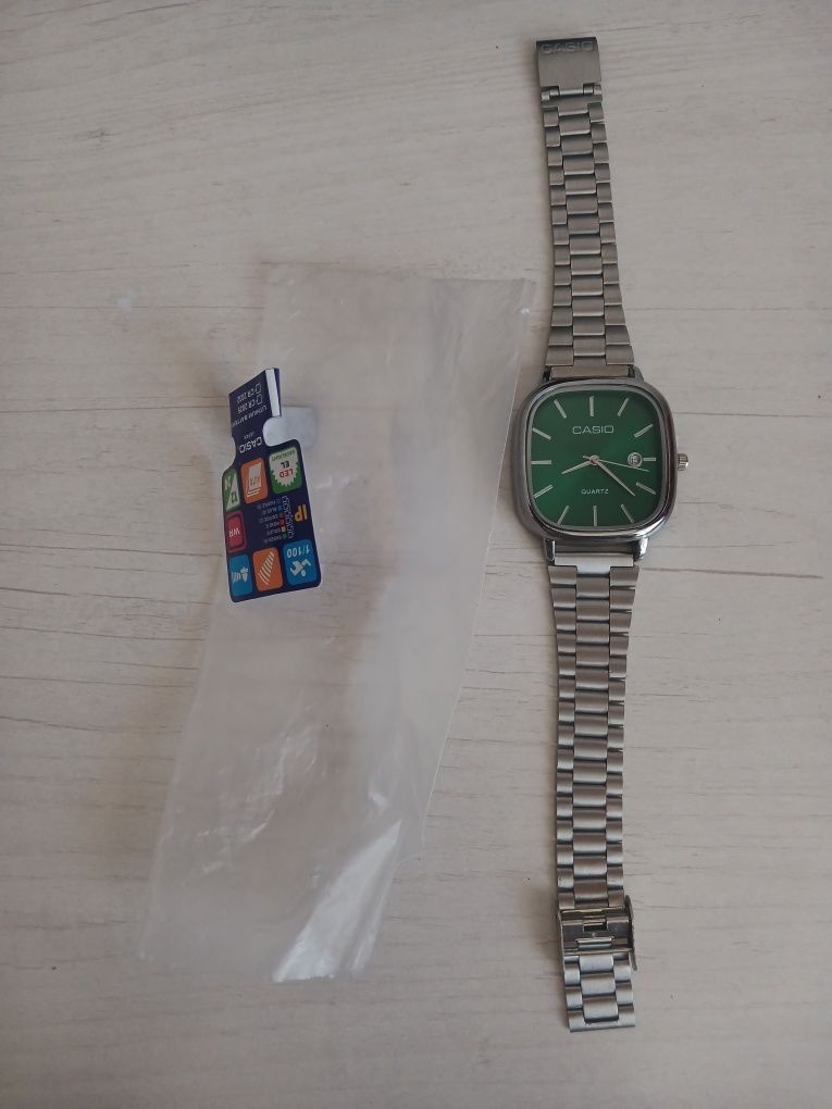 Часы casio новый