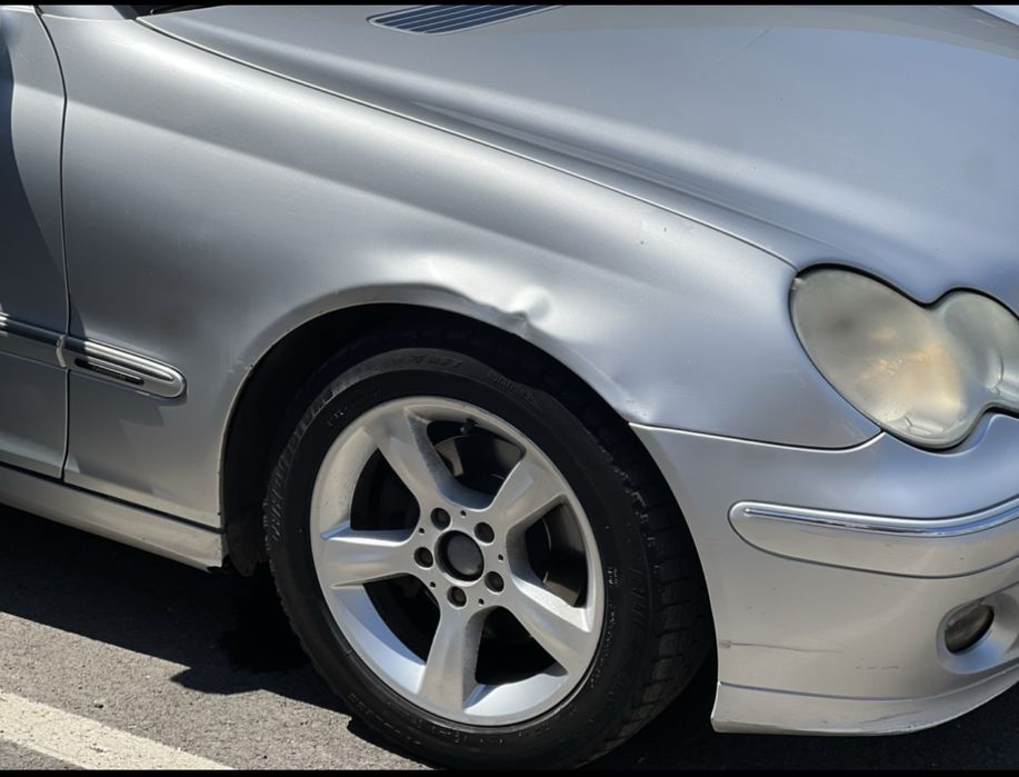 Mercedes C200