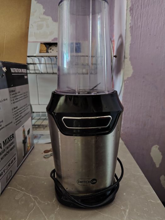 Aparat de suc fructe