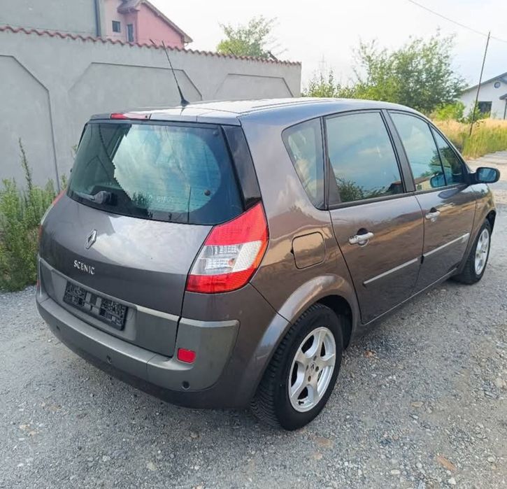 Renault Scenic II 1.5 DCI 110 CP
