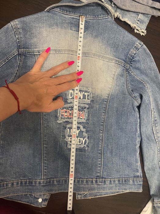 Дънково яке и пола. Цената е за двете.