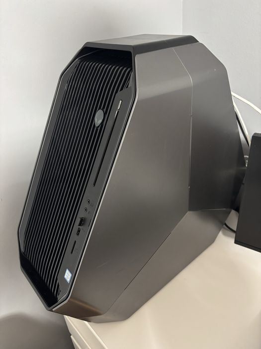 Carcasa pc Alienware Area51 R2