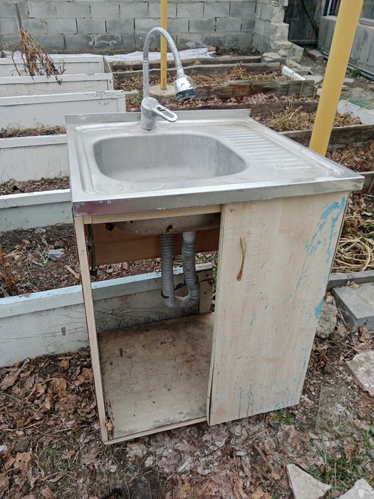 Продам мойку с краном