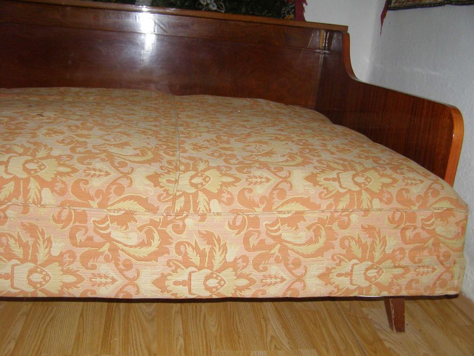 Pat dublu extensibil