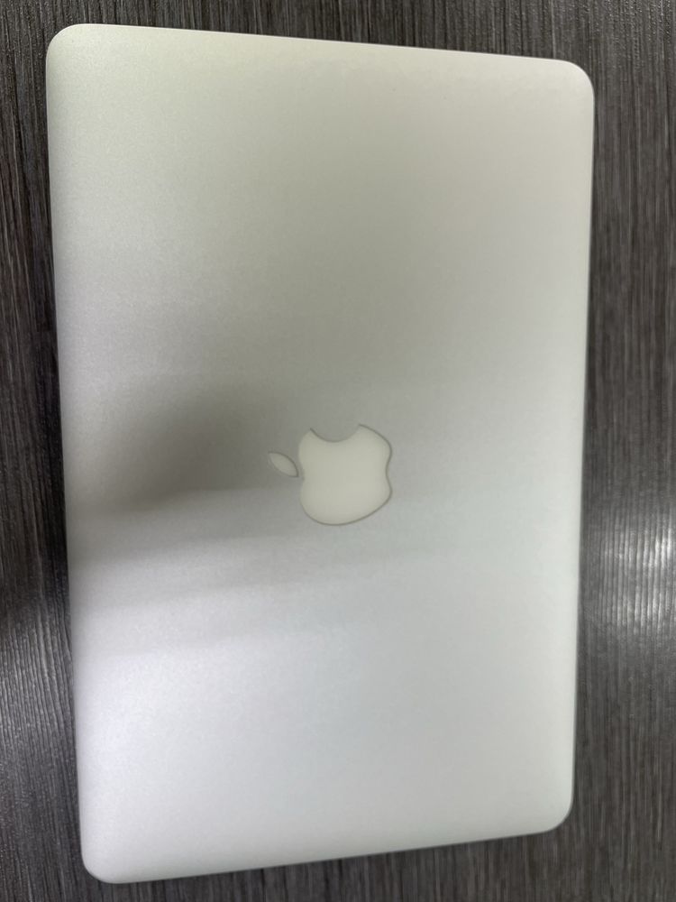 MacBook Air a1465 Core i7