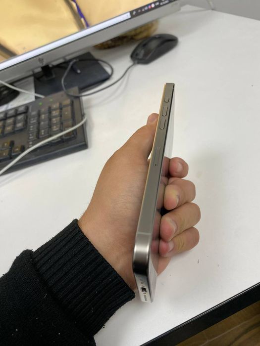 iPhone 15 PRO MAX
Yomkost: 84
Xotira: 256GB
Hama joyi radnoy
Zerikanla