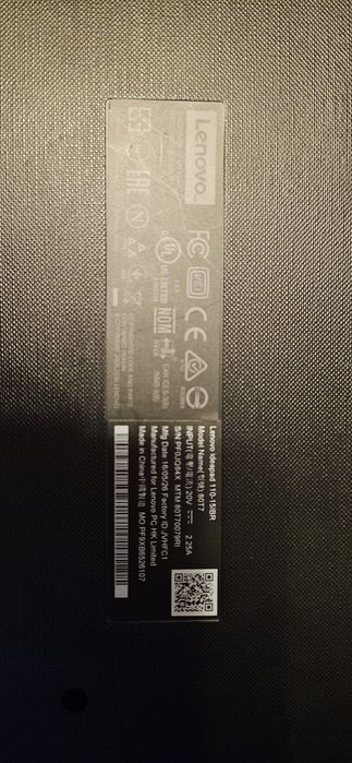 Laptop Lenovo IdeaPad 110-15IBR, SSD 256GB, baterie noua, intretinut