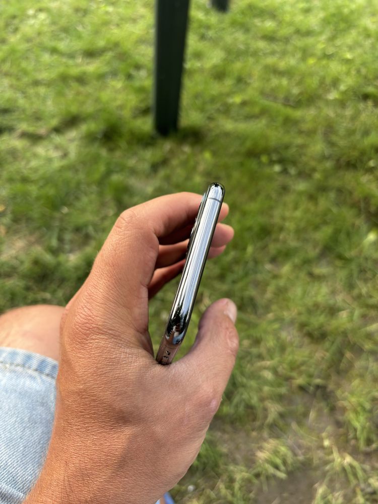 Iphone 11 pro max 64 gb