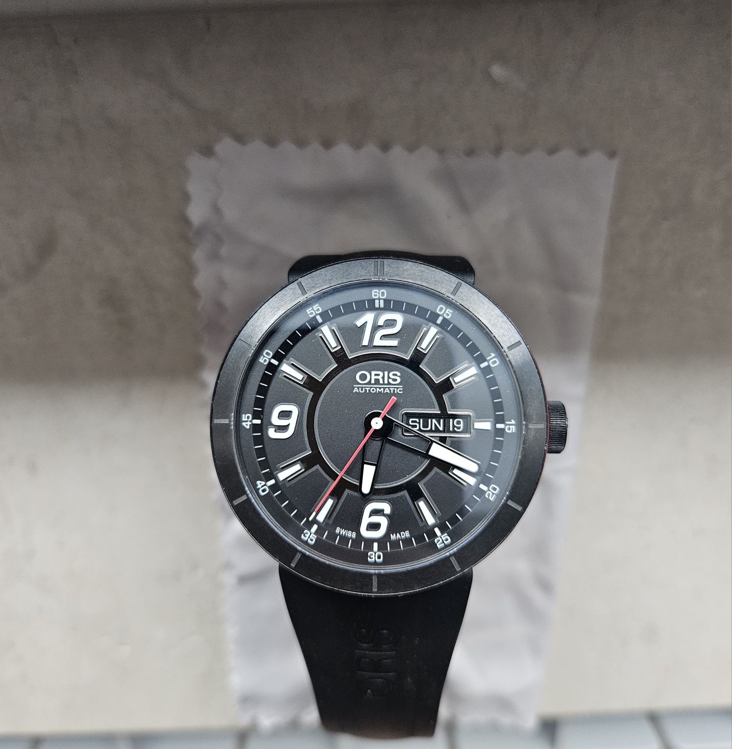Часовник Oris TT1