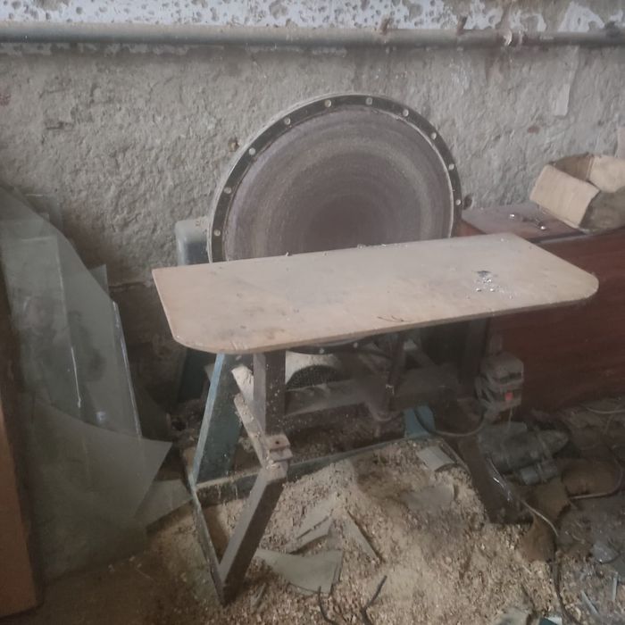 Станок для торцовки по дереву