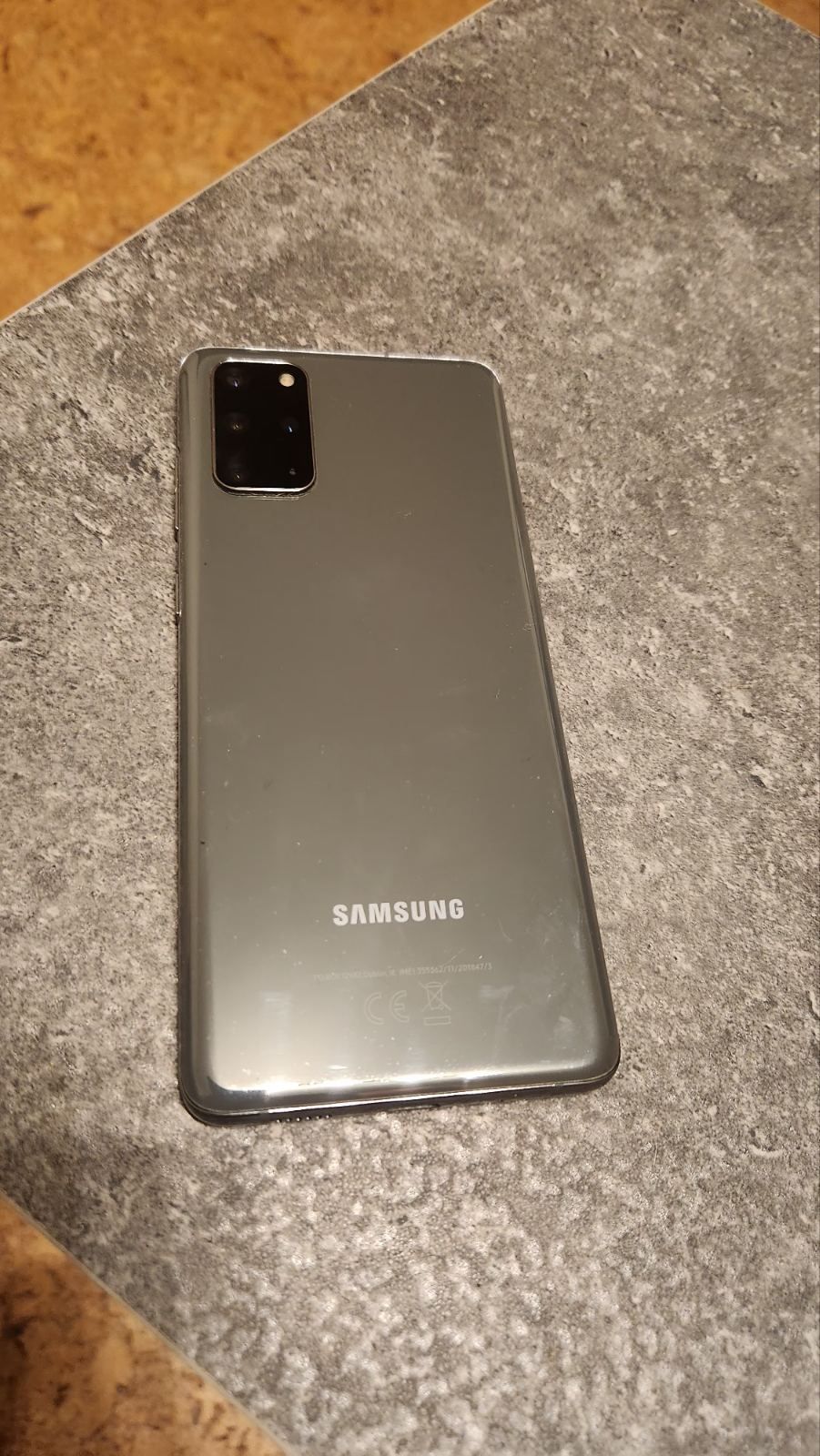 Samsung galaxy S20 plus