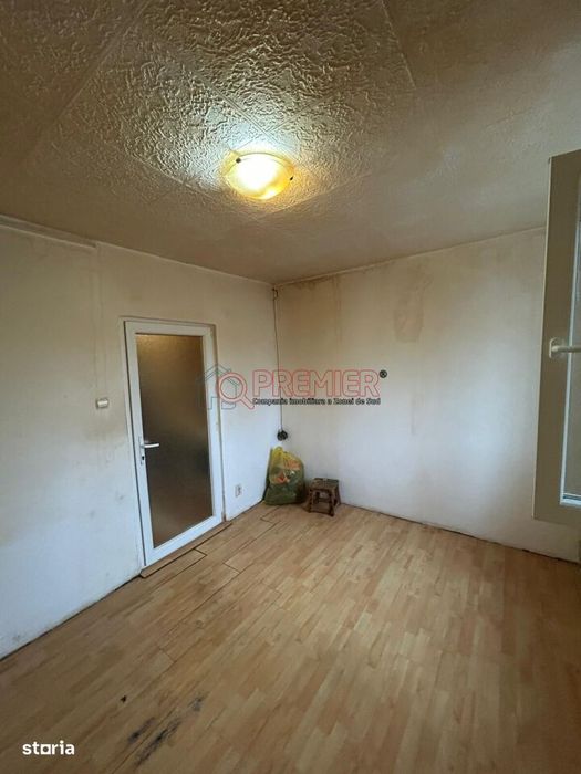 Vânzare garsonieră – zona Apărătorii Patriei, Sector 4