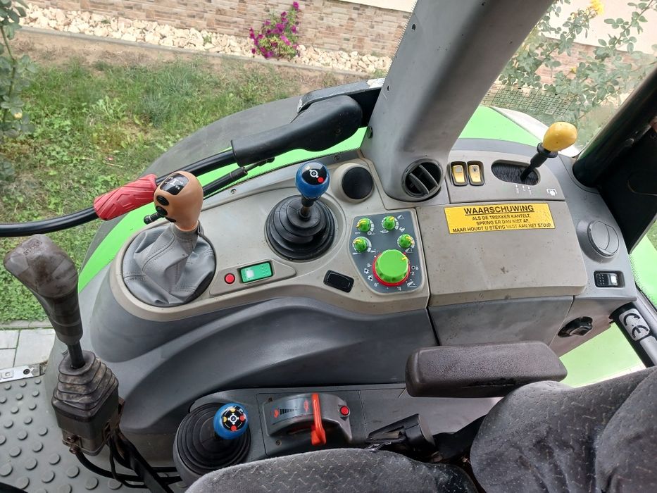 Vand tractor cu incarcator frontal Deutz Fahr K 100