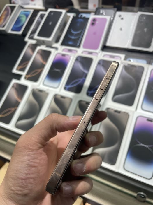 iPhone 16 pro Max 74sikl