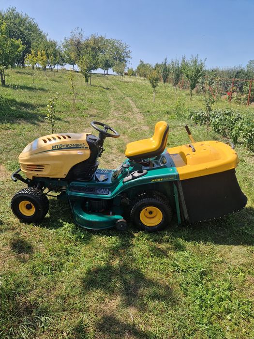 Tractoraș tuns iarbă gazon yardman 15 cp