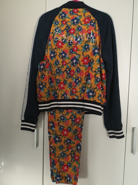 Tommy Jeans Bomber 33 Women's Long-Sleeved Blouson Jacket