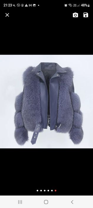 Кожено яке с естествен косъм- лисица, хубав син цвят.