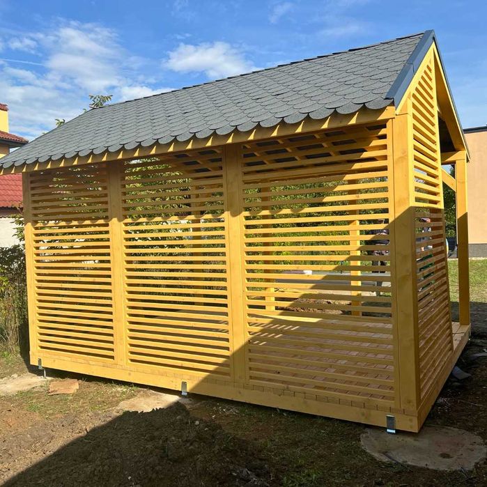 Foisor din lemn masiv si Stratificat