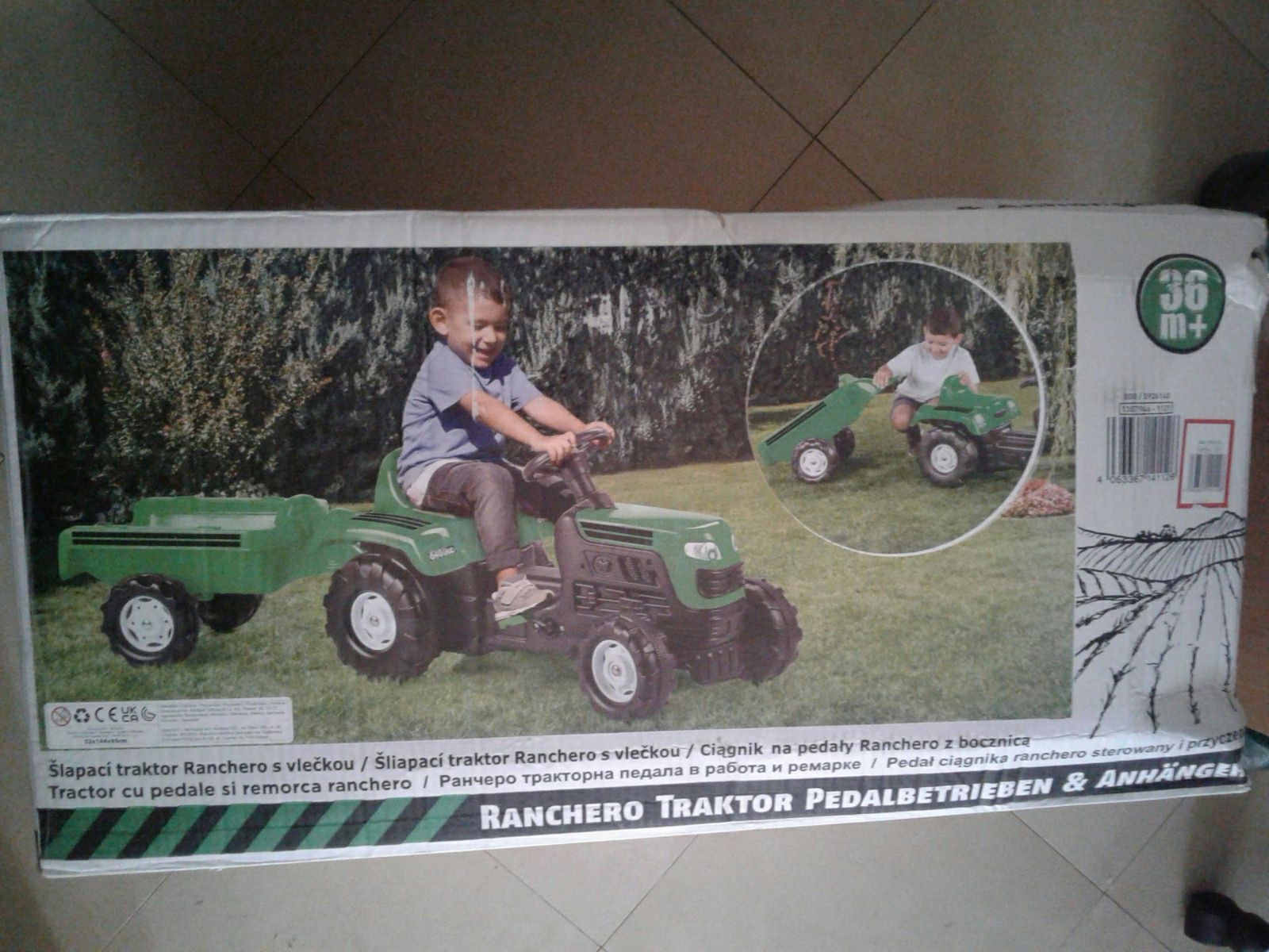 Tractor Ranchero pentru copii 3-5y pedale remorca, lung. cca 1,5m, nou