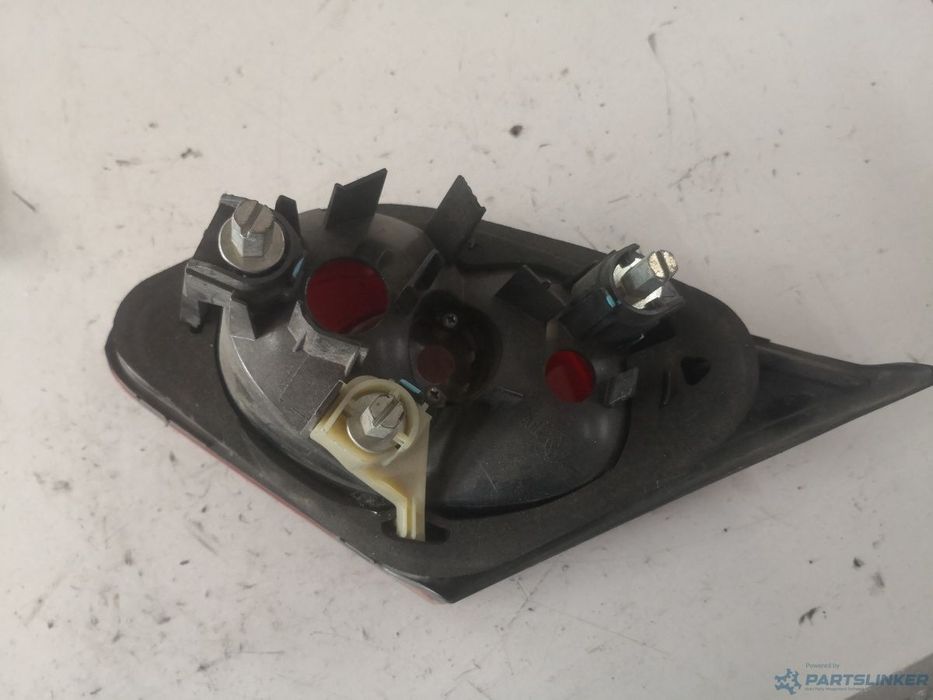 Lampa spate / stop stanga spate VOLKSWAGEN PASSAT CC (357)
