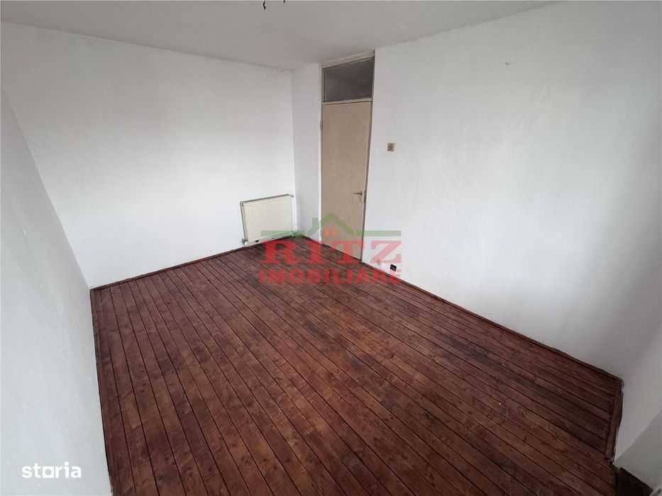 Nou! Ap. 3 cam., S=70 mp, 2 balcoane, Zona Arcului!